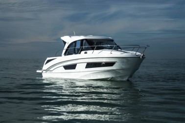 Bénéteau Antares 9 HB