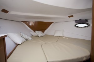 La cabine du Flyer 750 en configuration couchage