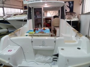 Beneteau Antares 780 HB en finition Elegance