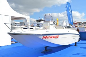 Nouveauté 2016 Bayliner Element CC6