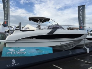 Beneteau Flyer 8.8 SUNdeck